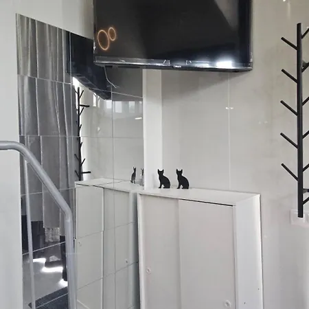 Aptstourist Luxury 6 Apartament *